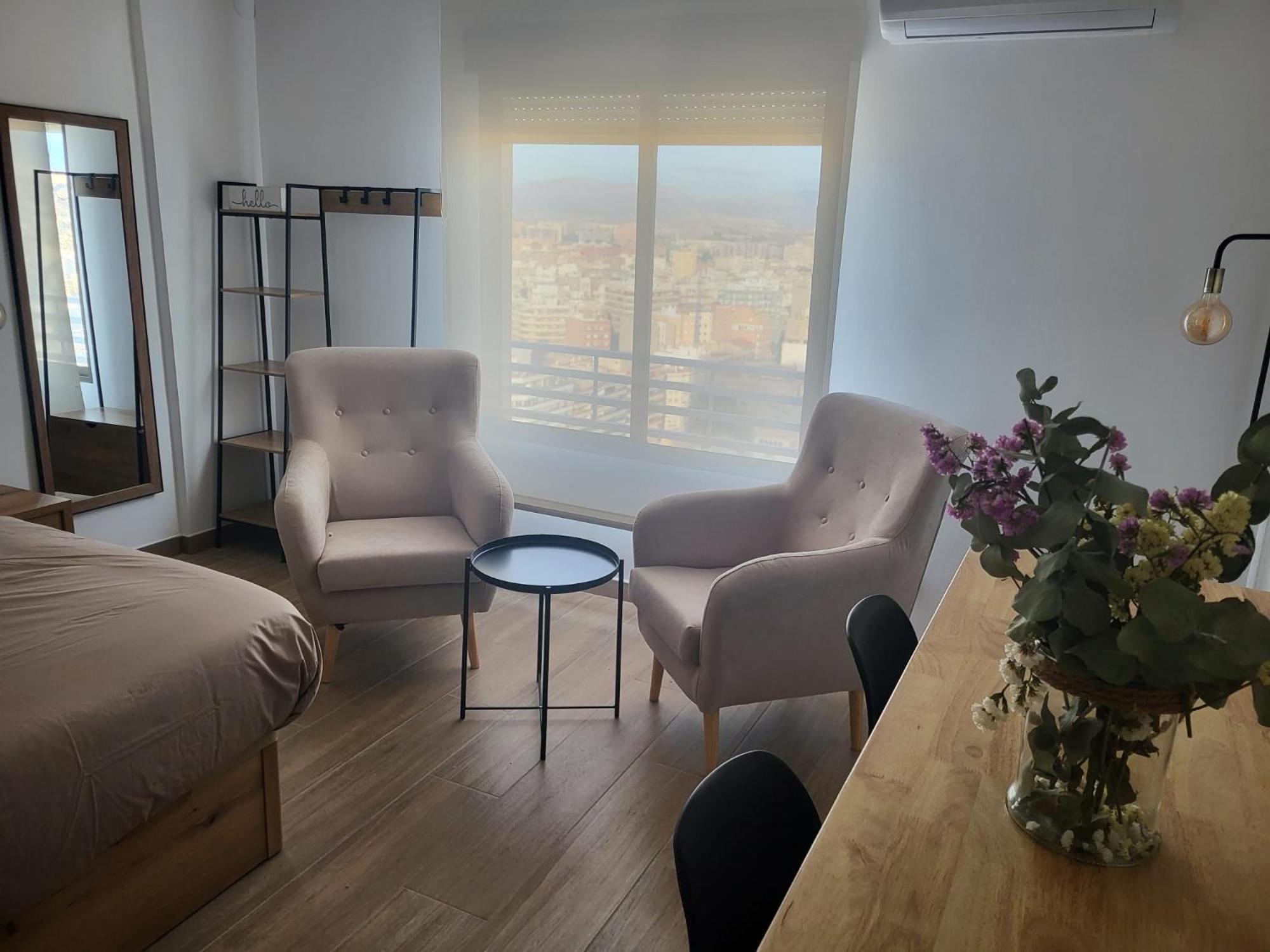 Charming Studio In The Center Of The City Apartamento Pleno Centro De Alicante Ngoại thất bức ảnh